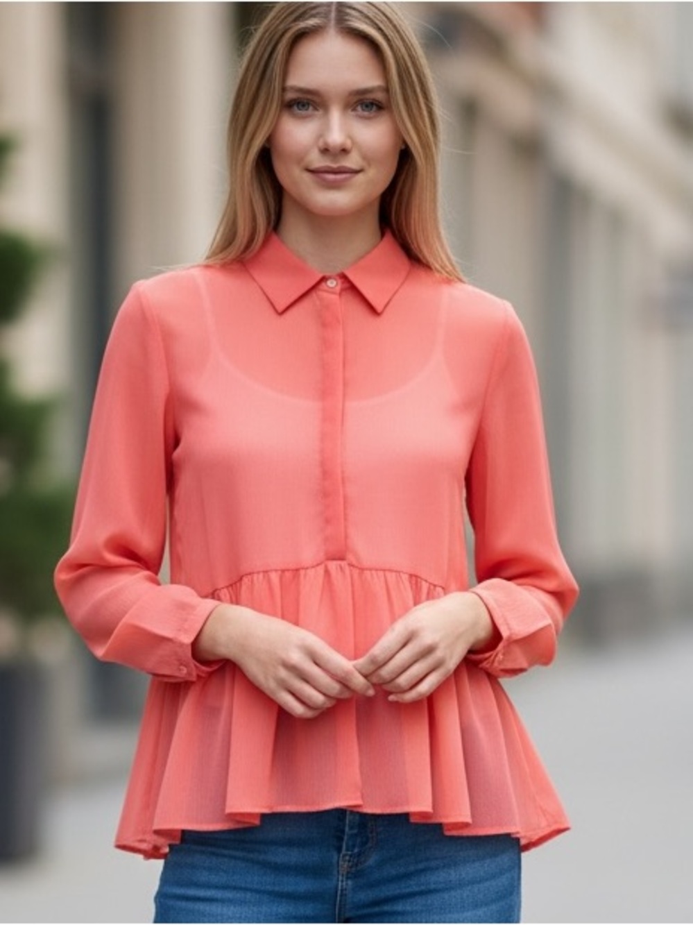 CUPIO top sz Medium, loose fit, peplum ruffle
Salmon pink coral, button down